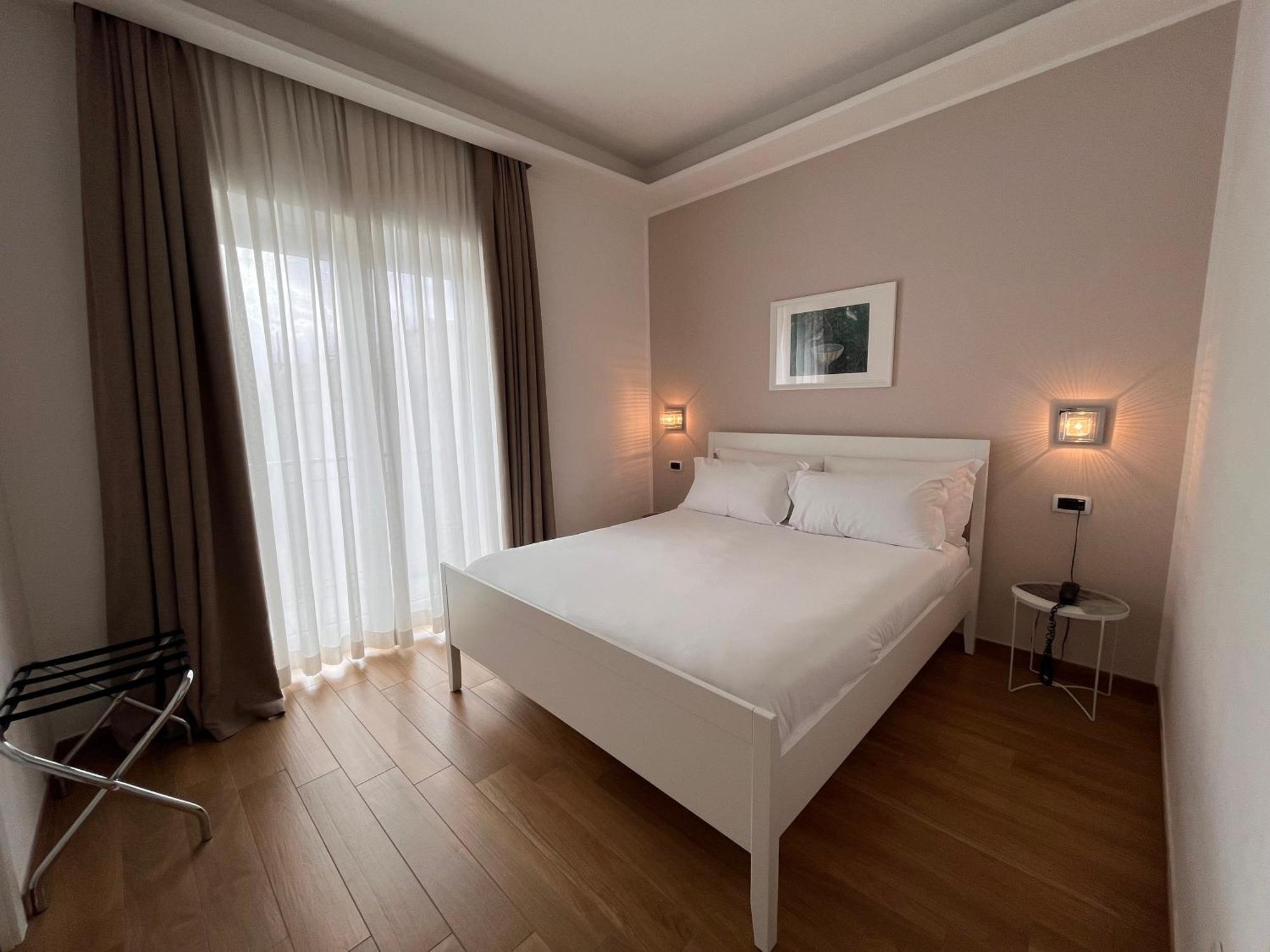 Hotel Residenza Madonna Pompei Esterno foto